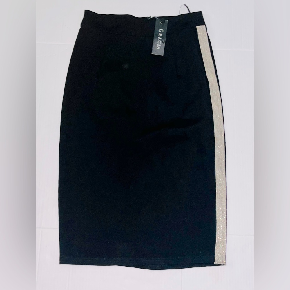 BNWT! Gracia Black Pencil Skirt with silver sparkling details trim
